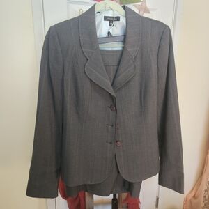 Woman's Gray Suit With Skirt & Blazer By Atelier